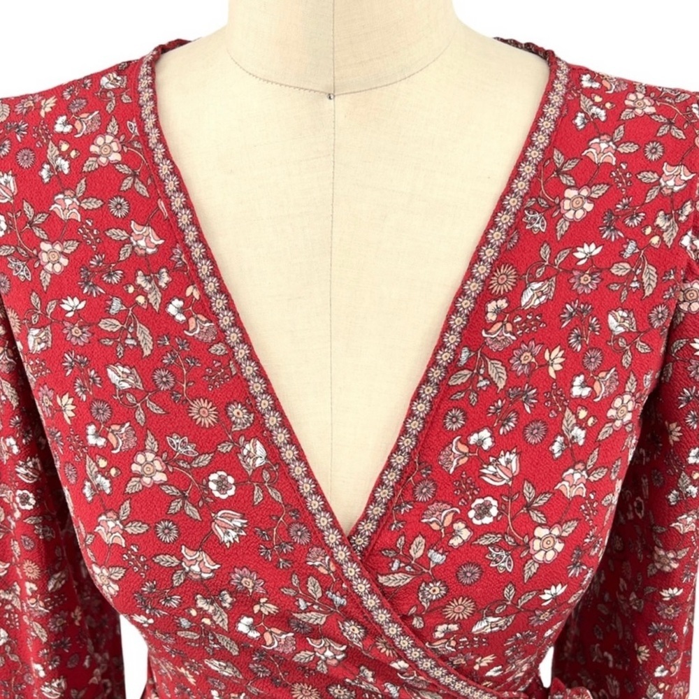 NWT Max Studio Balloon Sleeve Red Floral Wrap Dress Size S - Picture 4 of 9